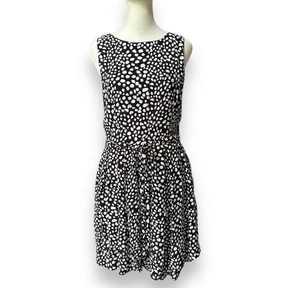 Zara Trafaluc Black & White Spotted Tie-Waist Sleeveless Skater Dress | Medium - Picture 1 of 13